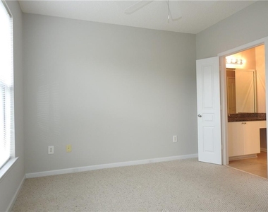 10 Perimeter Summit Boulevard Ne - Photo Thumbnail 11
