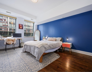 165 N Canal Street - Photo Thumbnail 16