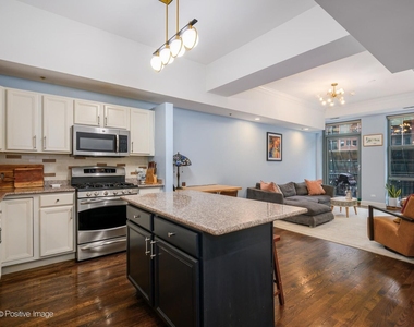 165 N Canal Street - Photo Thumbnail 13