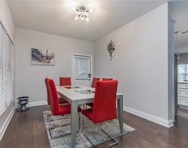 623 Chestnut Street - Photo Thumbnail 8