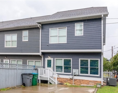 623 Chestnut Street - Photo Thumbnail 7