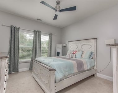 623 Chestnut Street - Photo Thumbnail 16