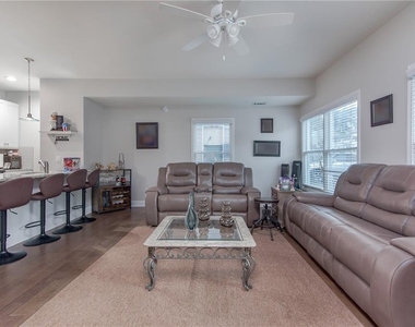 623 Chestnut Street - Photo Thumbnail 13