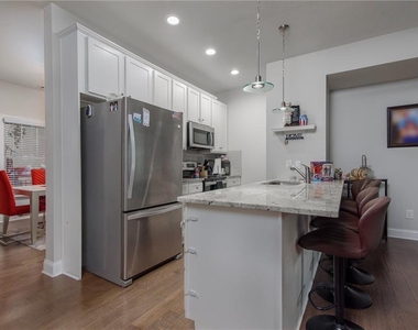 623 Chestnut Street - Photo Thumbnail 11