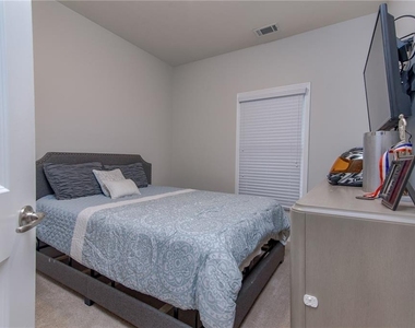 623 Chestnut Street - Photo Thumbnail 25