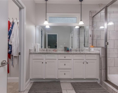 623 Chestnut Street - Photo Thumbnail 18