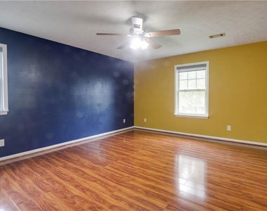 4131 Gravitt Place - Photo Thumbnail 16