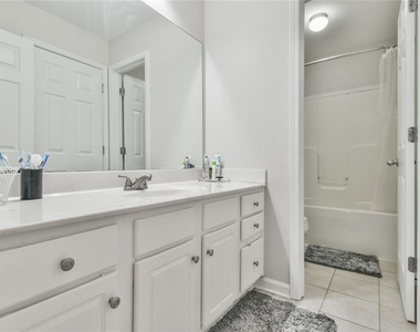 987 Park Hollow Way - Photo Thumbnail 23