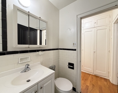 917 W Eastwood Avenue - Photo Thumbnail 18