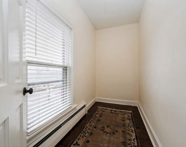209 W Main Street - Photo Thumbnail 16