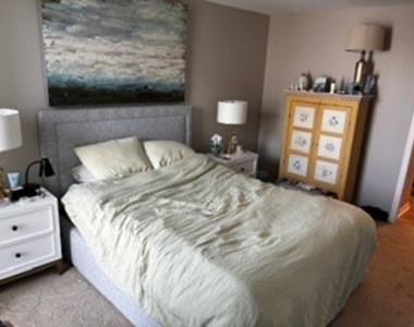 1850 N Clark Street - Photo Thumbnail 5