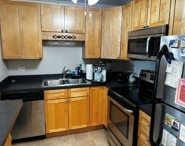 1850 N Clark Street - Photo Thumbnail 1