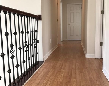 6135 Pattingham Drive - Photo Thumbnail 9