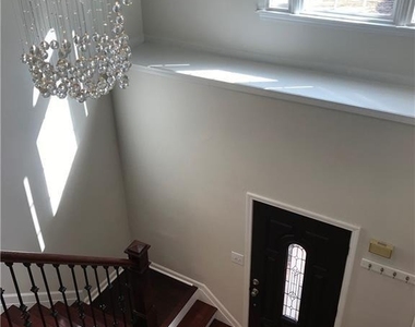 6135 Pattingham Drive - Photo Thumbnail 10