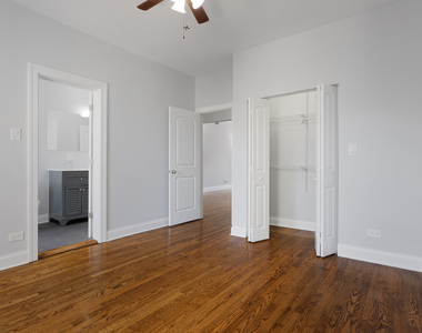 1638 W Jonquil Terrace - Photo Thumbnail 6
