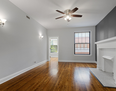 1638 W Jonquil Terrace - Photo Thumbnail 1