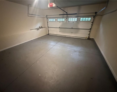 13276 Warrensville Cove - Photo Thumbnail 31
