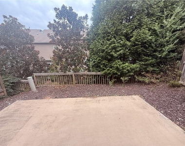 13276 Warrensville Cove - Photo Thumbnail 28