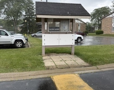16w471 79th Street - Photo Thumbnail 12