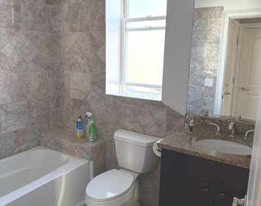 655 N Talman Avenue - Photo Thumbnail 4