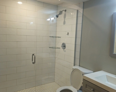 3043 N Ashland Avenue - Photo Thumbnail 10