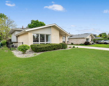 5911 W 125th Place - Photo Thumbnail 21