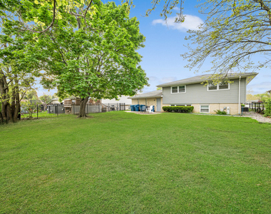 5911 W 125th Place - Photo Thumbnail 19