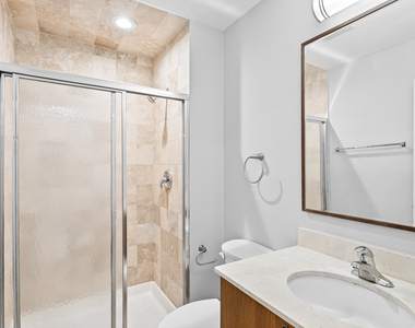 7526 N Seeley Avenue - Photo Thumbnail 11