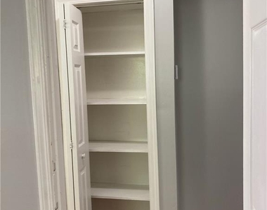 1115 Shelby Place Se - Photo Thumbnail 17
