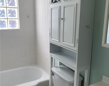 1115 Shelby Place Se - Photo Thumbnail 18