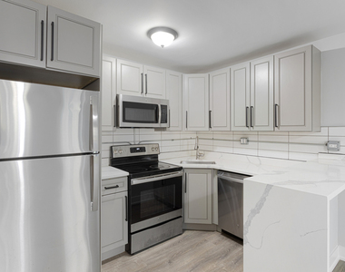 1301 W Estes Avenue - Photo Thumbnail 3