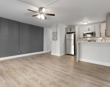 1301 W Estes Avenue - Photo Thumbnail 4
