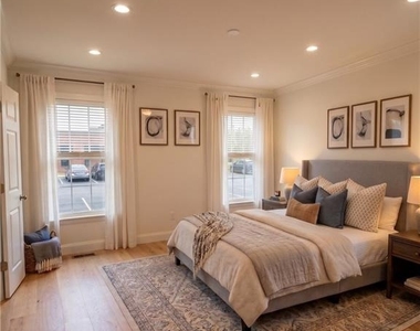 1101 Collier Road Nw - Photo Thumbnail 5
