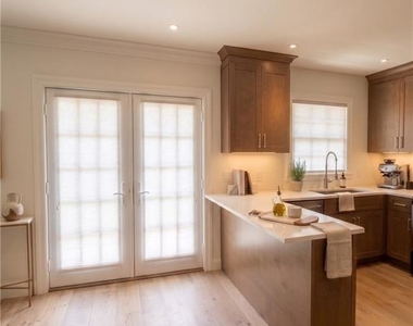1101 Collier Road Nw - Photo Thumbnail 1