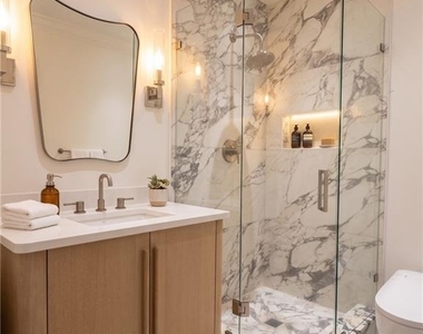 1101 Collier Road Nw - Photo Thumbnail 4