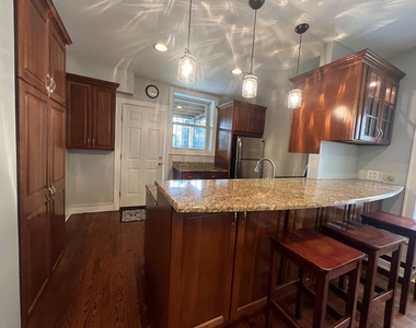 3528 N Reta Avenue - Photo Thumbnail 3