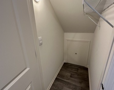 870 Briar Glen Court - Photo Thumbnail 10