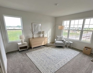 870 Briar Glen Court - Photo Thumbnail 1