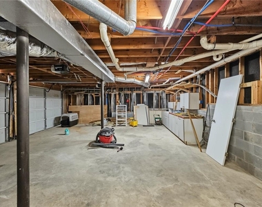 152 Village Drive - Photo Thumbnail 18