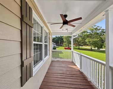 152 Village Drive - Photo Thumbnail 2