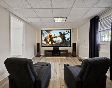 152 Village Drive - Photo Thumbnail 14
