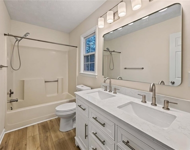 152 Village Drive - Photo Thumbnail 13