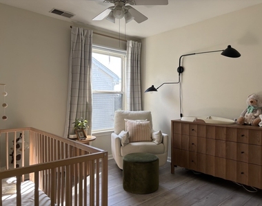 958 Shoreline Drive - Photo Thumbnail 16