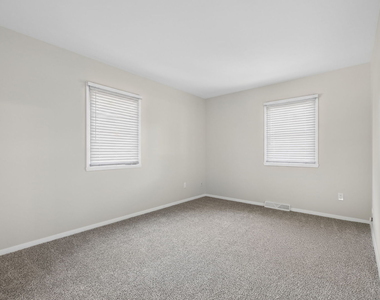 131 Locust Street - Photo Thumbnail 9