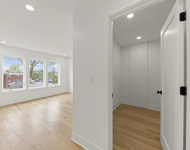 118 N President Street - Photo Thumbnail 17