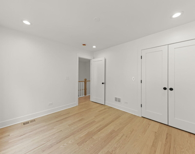 118 N President Street - Photo Thumbnail 22