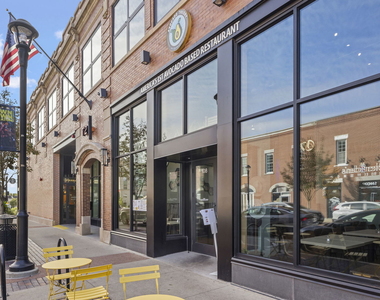 118 N President Street - Photo Thumbnail 39
