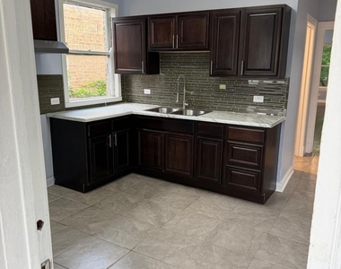 3936 W Cornelia Avenue - Photo Thumbnail 6