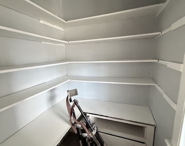 3936 W Cornelia Avenue - Photo Thumbnail 10