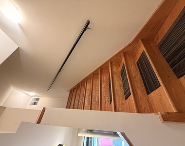 1234 W Monroe Street - Photo Thumbnail 3